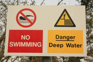 Deep water warning sign
